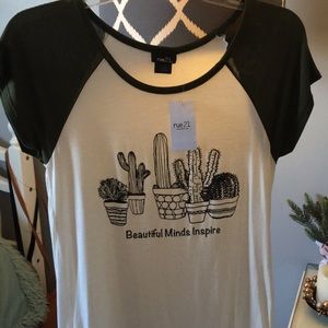 Rue 21 tee